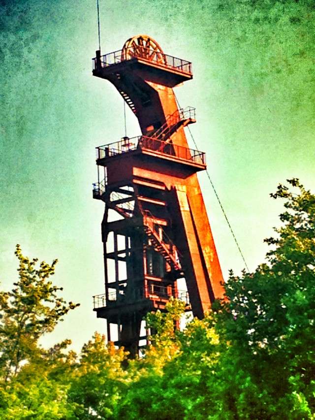 Der alte Zechenturm teht bis heute