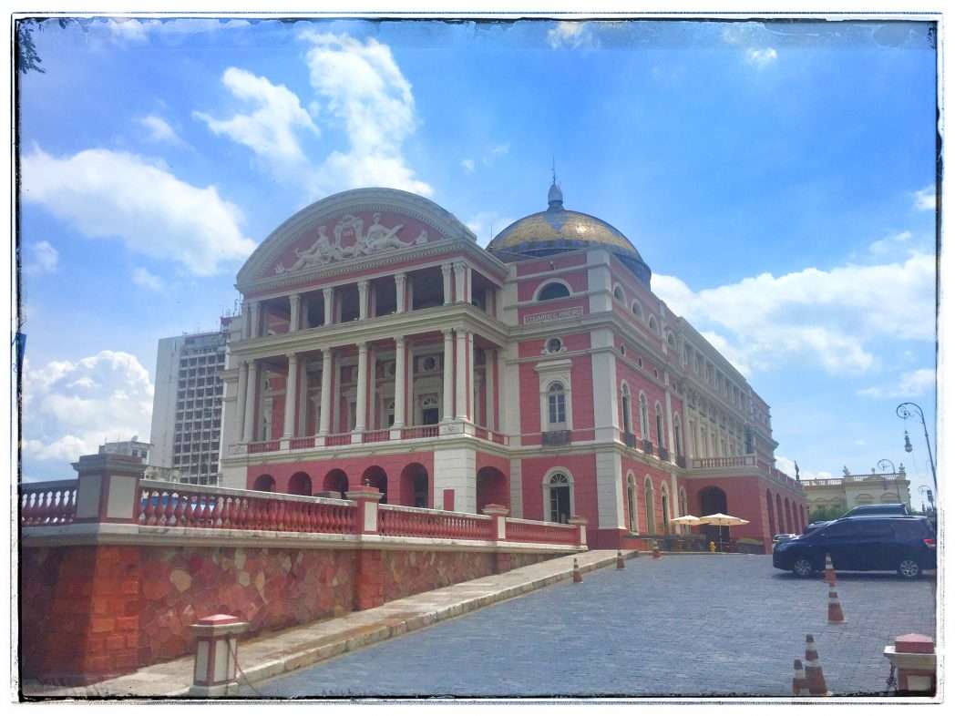 Das berühmte Opernhaus