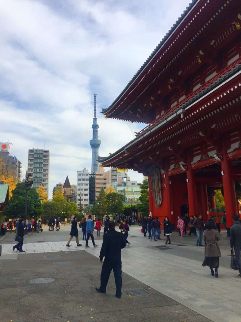 Der Skytree liegt in unmittelbarer Nachbarschaft