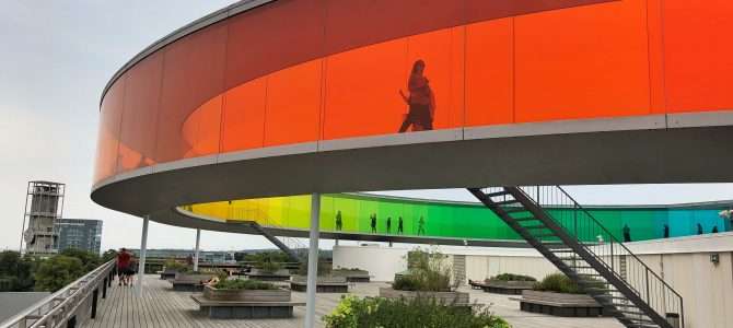 Das ARoS-Museum und der Panorma – Rundgang Das ARoS-Museum und der Panorma – Rundgang