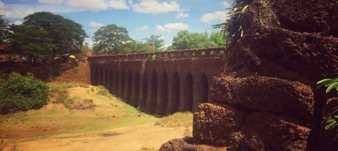 Die 1000 Jahre alte Brücke Preah Toeus Die 1000 Jahre alte Brücke Preah Toeus