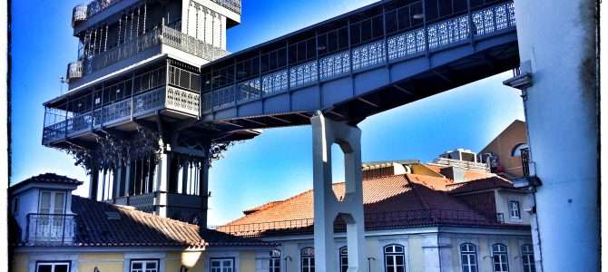 Mit dem Aufzug in Lissabon Mit dem Aufzug in Lissabon