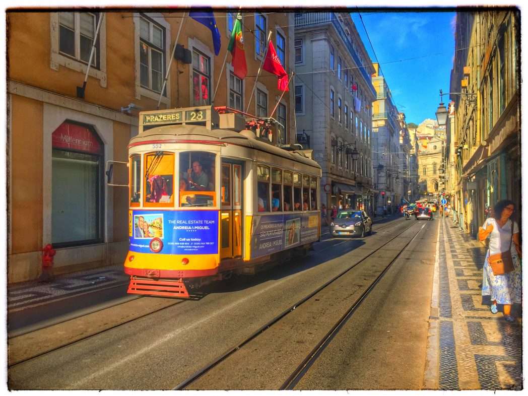 Die Straßenbahn in Lissabon Colorfulcities.de