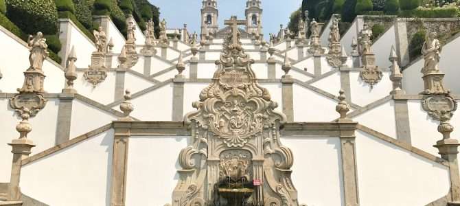 Die Wallfahrtskirche Bom Jesus in Braga Die Wallfahrtskirche Bom Jesus in Braga