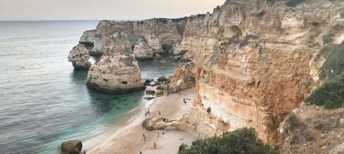 Die Algarve – die Sandalgarve und die Felsalgarve Die Algarve – die Sandalgarve und die Felsalgarve