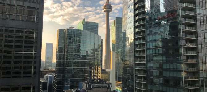 Rund um den CN Tower in Toronto Rund um den CN Tower in Toronto