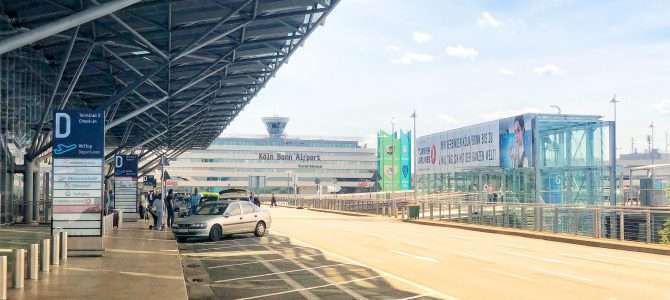 Wie am Flughafen Köln-Bonn Ambient-Musik erfunden wurde Wie am Flughafen Köln-Bonn Ambient-Musik erfunden wurde