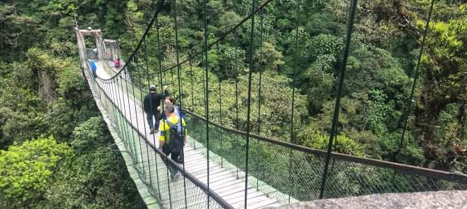 Die Wasserfall-Route in Baños Die Wasserfall-Route in Baños