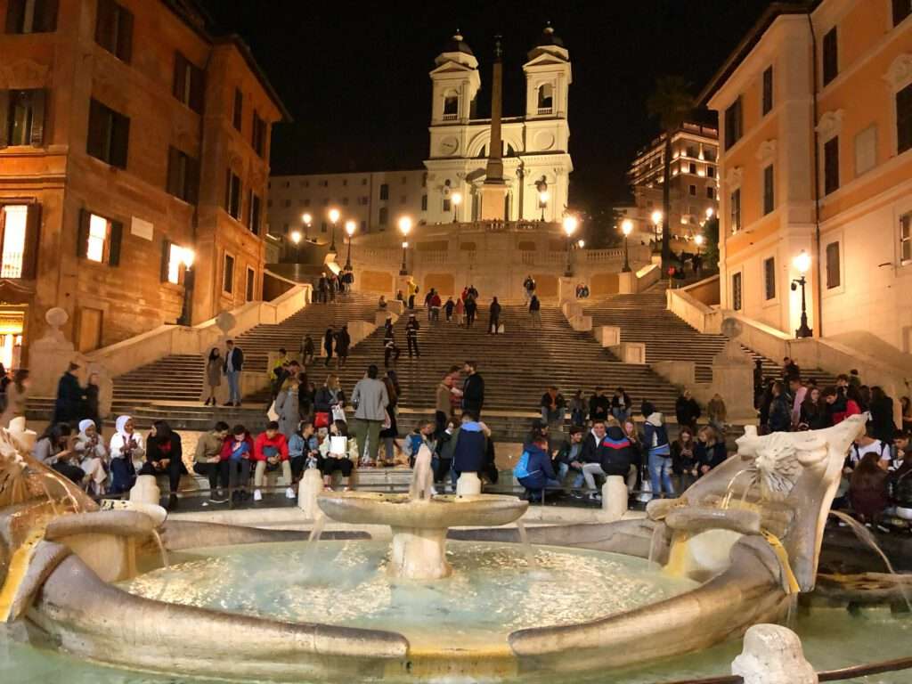 Wieso heißt die Spanische Treppe in Rom so? Wieso heißt die Spanische Treppe in Rom so?