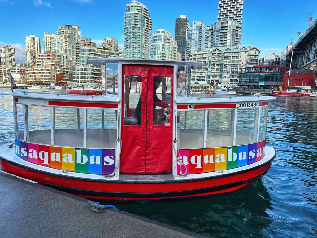 Mit Aquabus Und False Creek Ferry In Vancouver Unterwegs ...